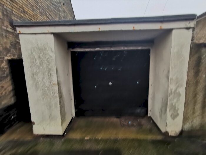 Parking/garage To Rent In Norwich Road, Lowestoft, NR32