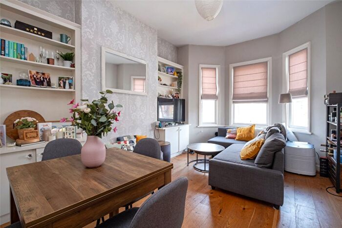 2 Bedroom Flat To Rent In Tankerville Road, Streatham, Lambeth, Streatham, SW16