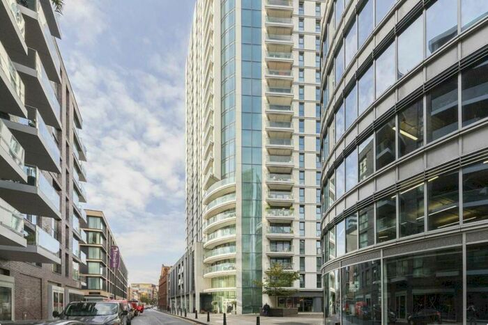 3 Bedroom Flat To Rent In Alie Street, Aldgate, E1