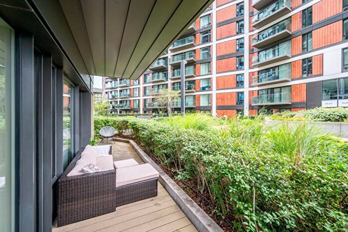 2 Bedroom Flat For Sale In Deveraux House, Woolwich Riverside, London, SE18