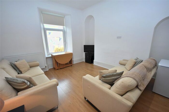 2 Bedroom Flat To Rent In Rosemount Place, Rosemount, Aberdeen, AB25