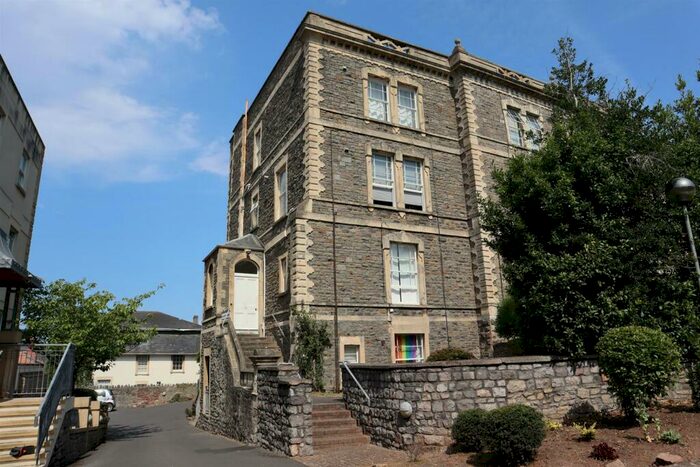 2 Bedroom Apartment To Rent In Herbert Road, Clevedon, BS21