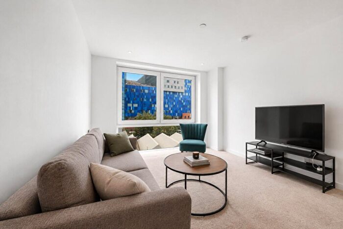 2 Bedroom Apartment To Rent In Bouchon Point, Cendal Crescent, Whitechapel, E1