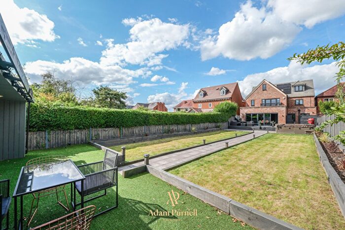 5 Bedroom Detached House For Sale In Coventry Road, Burbage, LE10