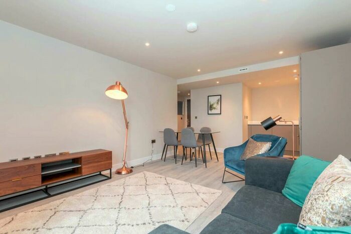 1 Bedroom Apartment To Rent In Broad Street, Birmingham, B15