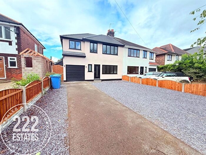 5 Bedroom Semi-Detached House For Sale In London Road, Stretton, Warrington, WA4