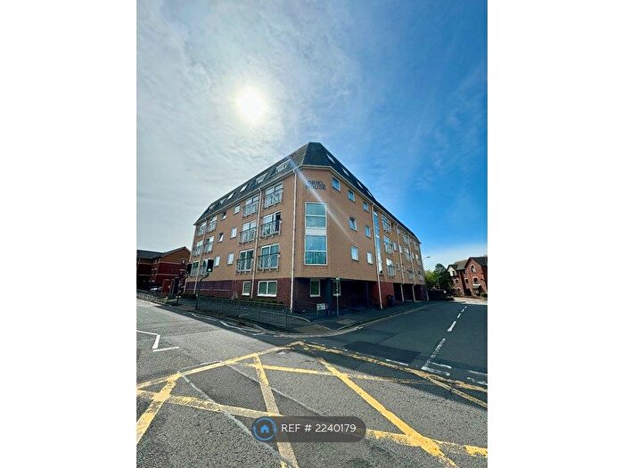 2 Bedroom Flat To Rent In Windsor Road, Cardiff, CF24