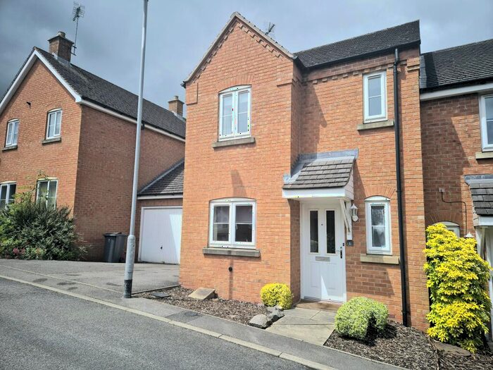 3 Bedroom House To Rent In Eveden Close, Whitwick, LE67