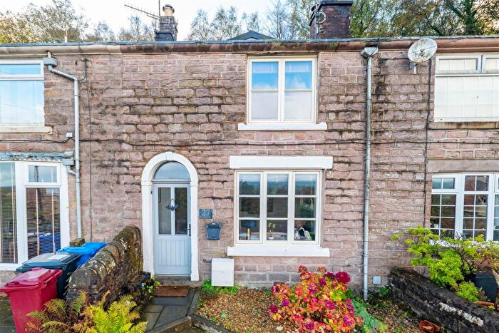 3 Bedroom Terraced House For Sale In Billinge Side, Blackburn, BB2