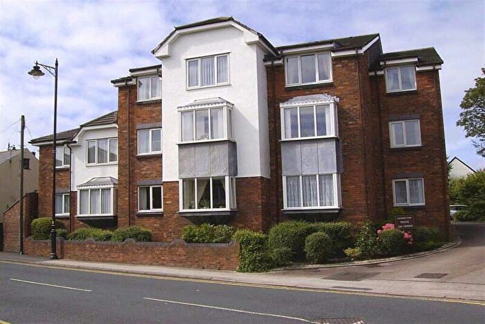 2 Bedroom Flat To Rent In Alexander Court, FY6