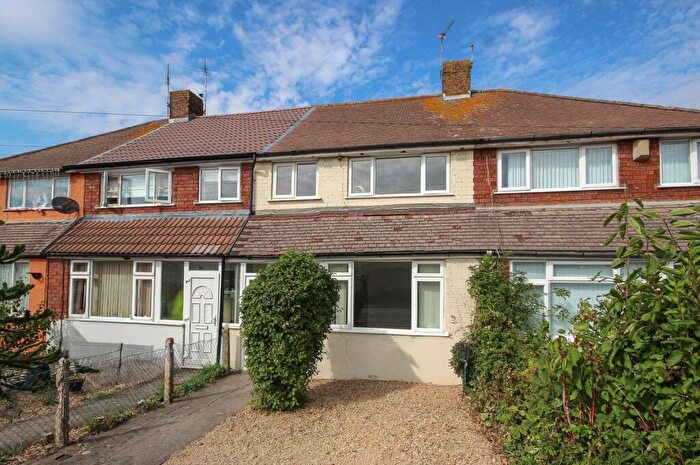 3 Bedroom Terraced House To Rent In Pretoria Road, Patchway, Bristol, BS34