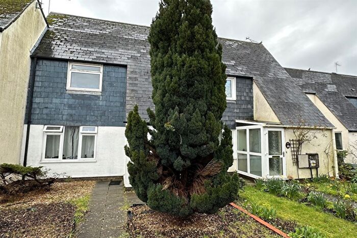 4 Bedroom Terraced House To Rent In Croft Mead, Chichester, West Sussex, PO19