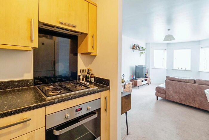 2 Bedroom Flat For Sale In Greensand View, Woburn Sands, Milton Keynes, MK17