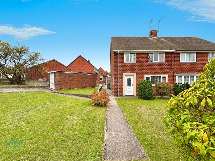 3 Bedroom Semi-Detached House For Sale In Tennyson Drive, Worksop, S81