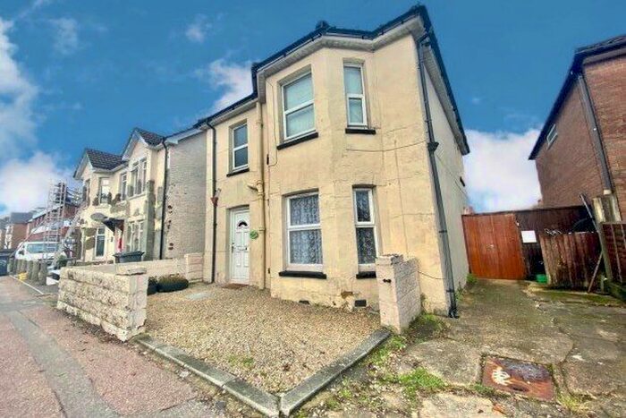 1 Bedroom Flat To Rent In Alma Road, Bournemouth, BH9