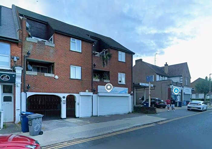1 Bedroom Flat To Rent In Daws Lane, Mill Hill, London, NW7