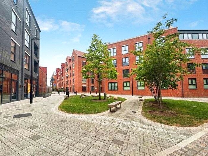 1 Bedroom Flat To Rent In Station Approach, Newbury, RG14
