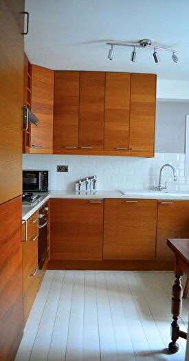 1 Bedroom Maisonette To Rent In B Elmore Street, London, N1