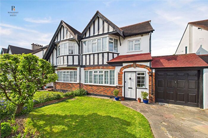 3 Bedroom Semi Detached House For Sale In The Close, Carshalton, SM5