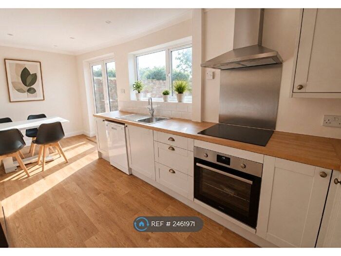 3 Bedroom Semi Detached House To Rent In Spruce Avenue, Colchester, CO4