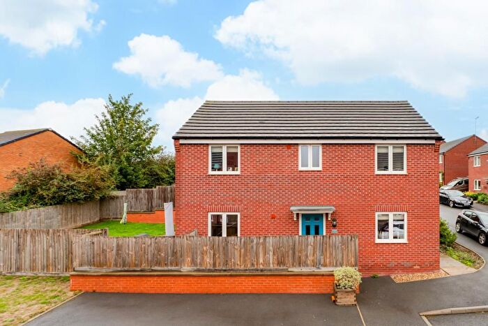 4 Bedroom Detached House For Sale In Ambler Close, Burton Latimer, NN15
