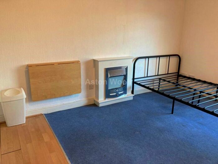 1 Bedroom Studio To Rent In Tavistock Court, Nottingham, NG5