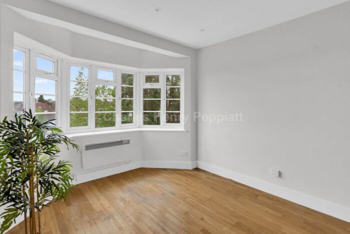 Studio To Rent In Hendon Way, Hendon, NW4