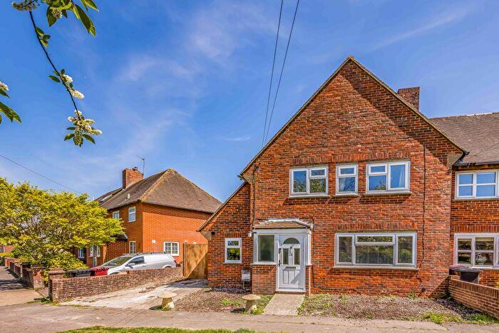 3 Bedroom Terraced House For Sale In Brooks Lane, Chichester, PO18