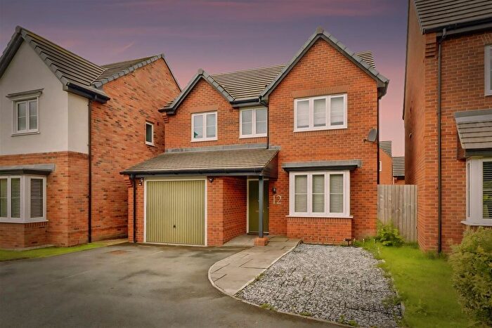 4 Bedroom Detached House For Sale In Gordon Geddes Way, Crewe, CW1