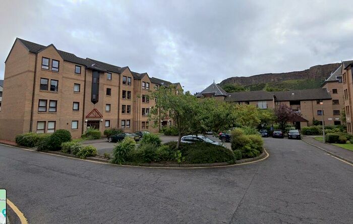 2 Bedroom Flat To Rent In , Parkside Terrace, Edinburgh, EH16