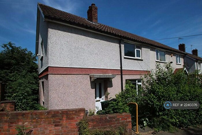 3 Bedroom Semi-Detached House To Rent In Calverton Avenue, Nottingham, NG4