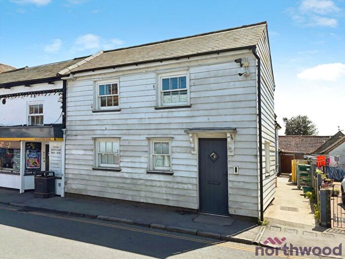 1 Bedroom Flat To Rent In Clacton Road, St Osyth, CO16