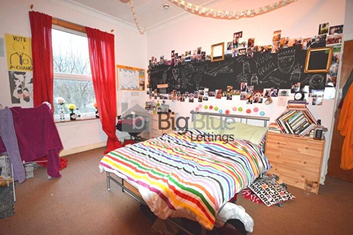 8 Bedroom House To Rent In Hyde Park Road, Leeds, LS6