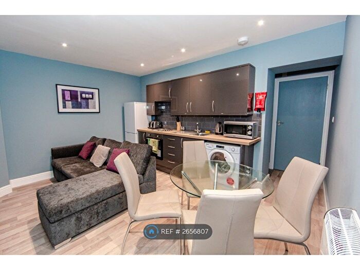 1 Bedroom Flat To Rent In Fisher Street, Maidstone, ME14