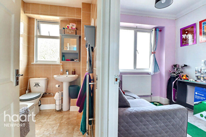 3 Bedroom End Of Terrace House For Sale In Maesglas Crescent, Newport, NP20