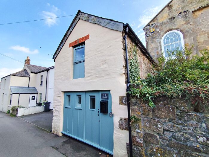 1 Bedroom Terraced House For Sale In Stanways Road, Newquay, TR7