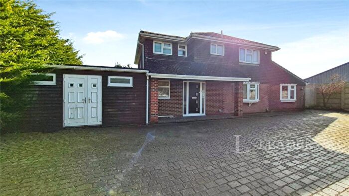 4 Bedroom Detached House For Sale In Titchfield Road, Stubbington, Fareham, PO14