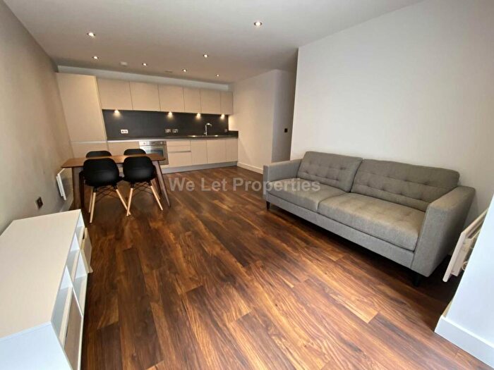 2 Bedroom Apartment To Rent In Wilburn Basin, Salford, M5