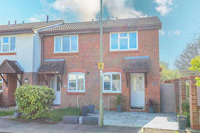 2 Bedroom Terraced House For Sale In Dingle Way, Locks Heath, SO31