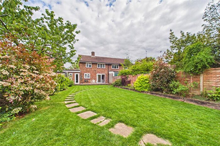 3 Bedroom Semi-Detached House To Rent In Warren Drive, Ifield, Crawley, West Sussex, RH11