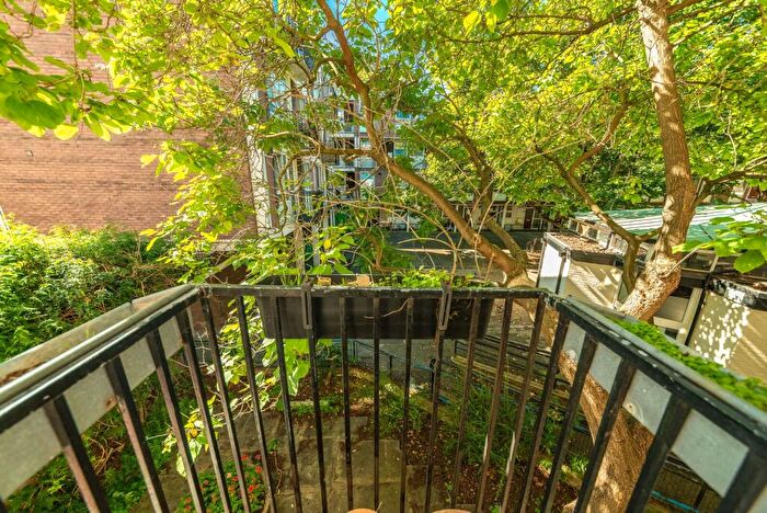 2 Bedroom Flat To Rent In Robert Street, Regent's Park, London, NW1