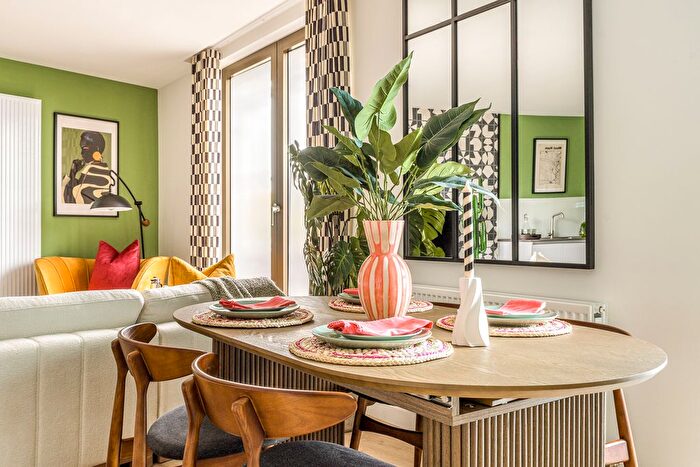 Flat For Sale In Stephenson Street, London, E16