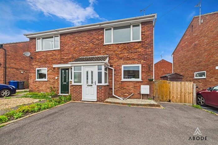 3 Bedroom Semi-Detached House For Sale In Hallam Road, Uttoxeter, Staffordshire, ST14
