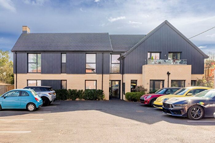 2 Bedroom Flat For Sale In Flat The Willows, Yarnells Road, Yarnells Road -, OX2