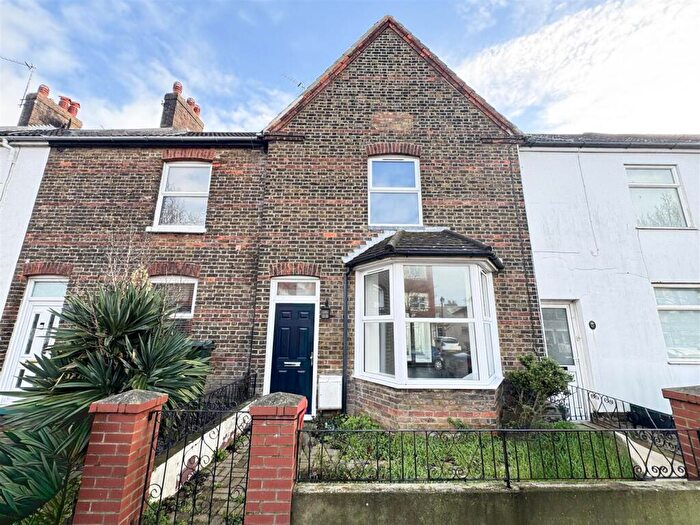 2 Bedroom Terraced House For Sale In Seaside, Eastbourne, BN22