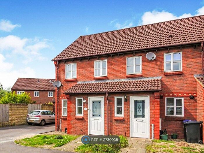 3 Bedroom Terraced House To Rent In Bridge Court, Westbury, BA13