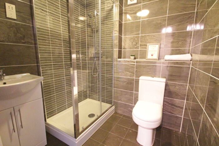 2 Bedroom Flat To Rent In Bunning Way, Caledonian Road, London, N7