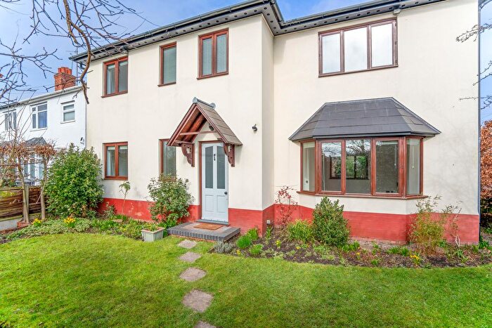 4 Bedroom Detached House For Sale In Hurcott Road, Kidderminster, DY10