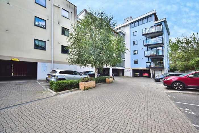2 Bedroom Apartment For Sale In Clifford Way, Maidstone, ME16