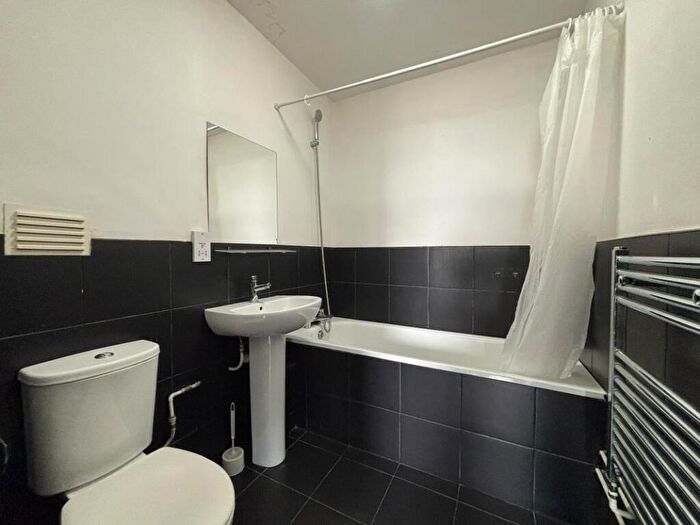 1 Bedroom Flat For Sale In Flat Zodiac Court, London Road, Croydon, Surrey, CR0